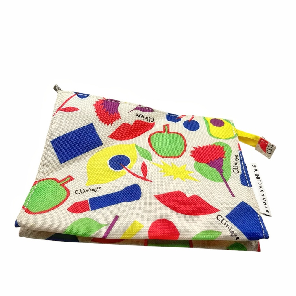 💥 3/$15 🆕 Clinique x Donald Cosmetic Bag